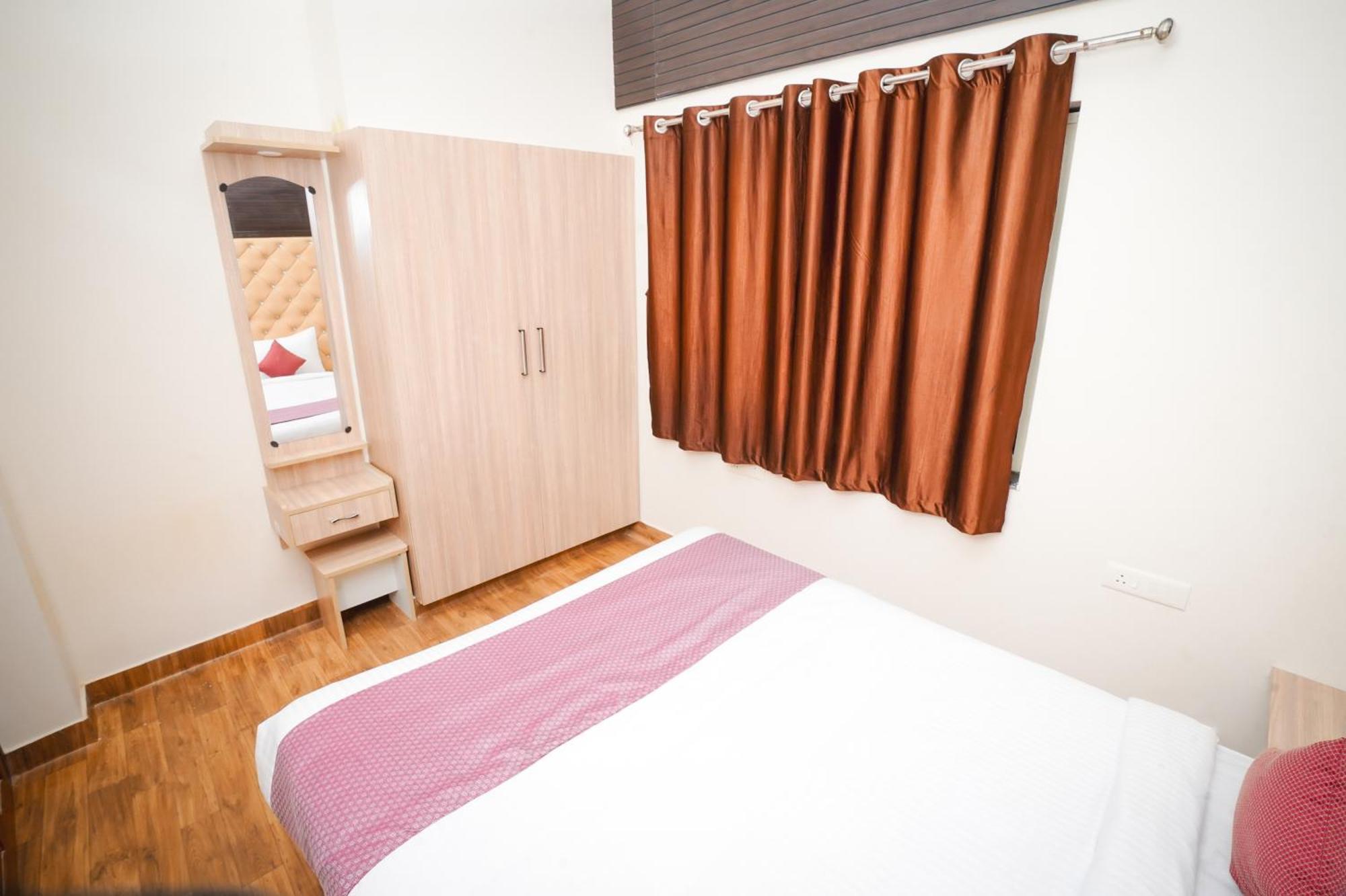 Auro Wellness Castle Hotel Puducherry Eksteriør billede